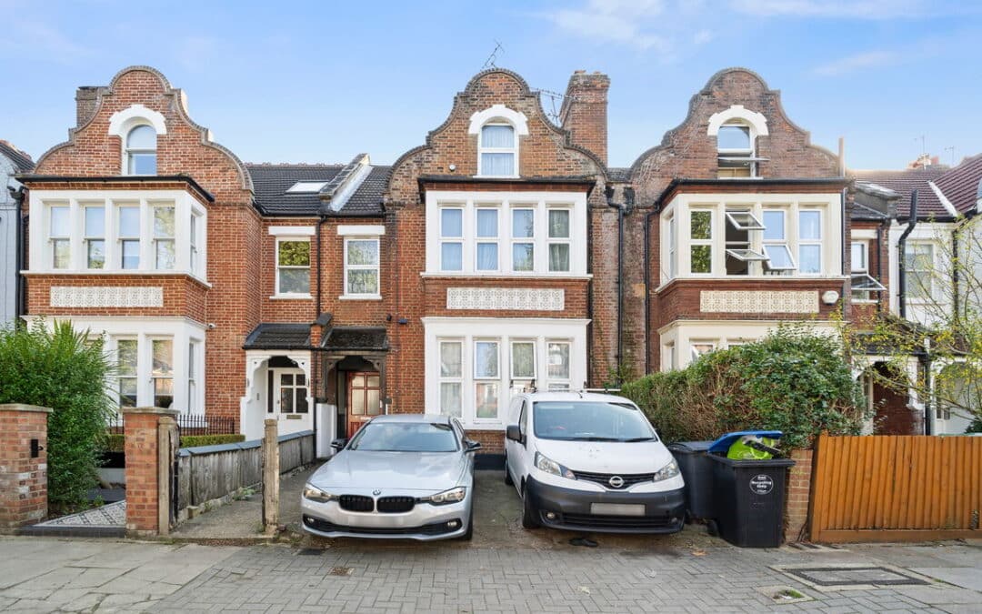 Blenheim Gardens, London, NW2