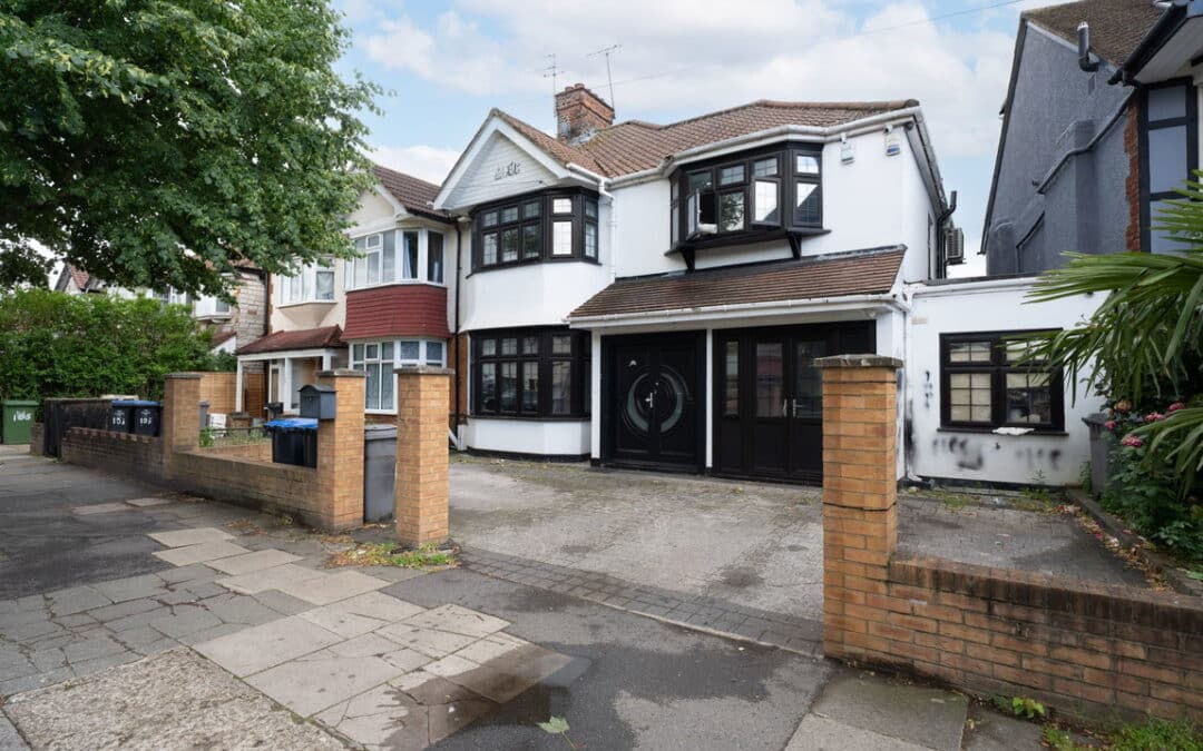 Park Avenue North, London, NW10